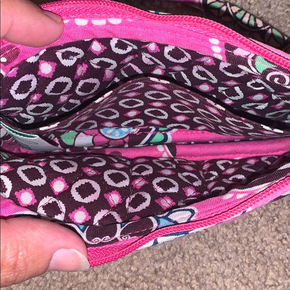 Small Vera Bradley wallet with strap - Picture 3 of 4